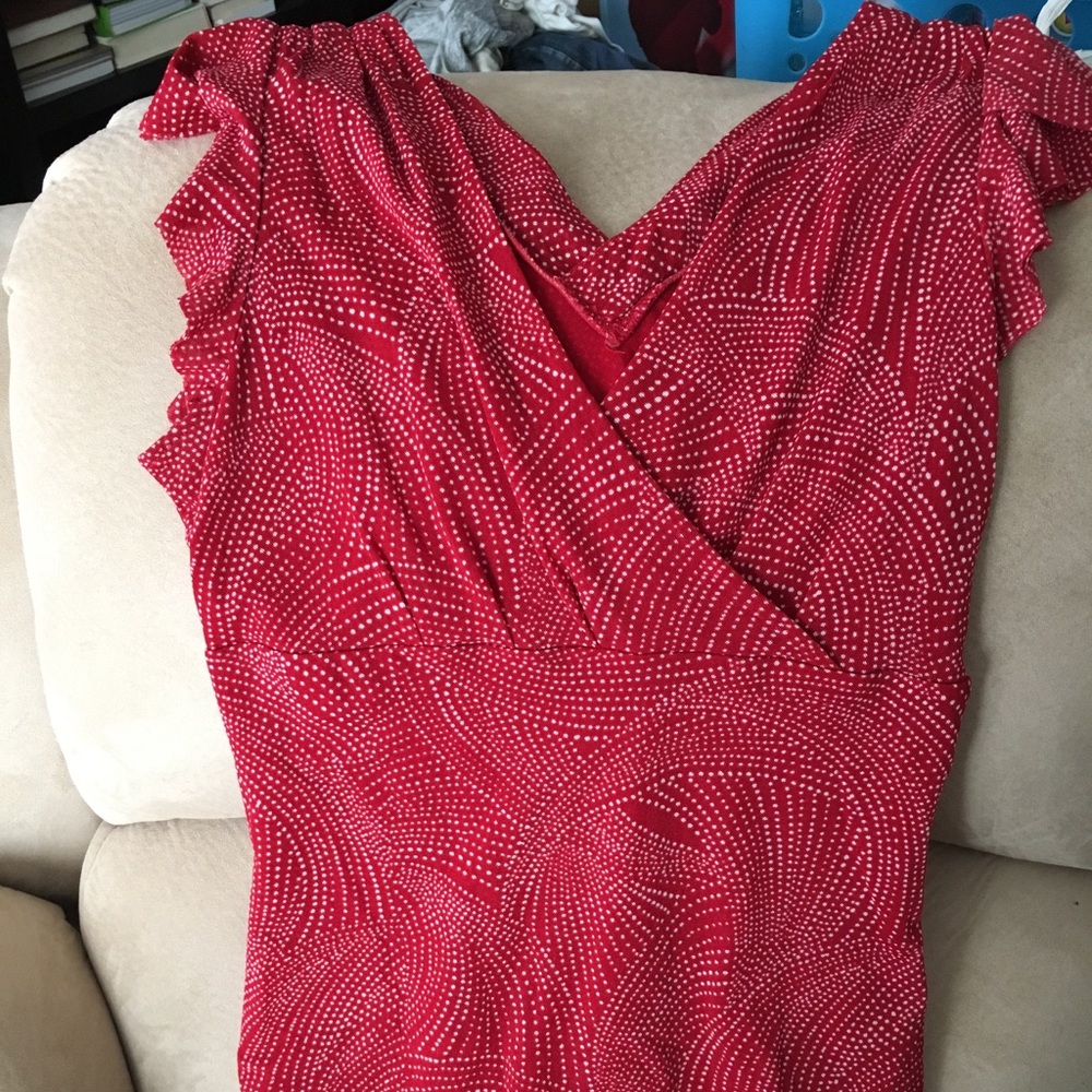 Sleeveless shirt